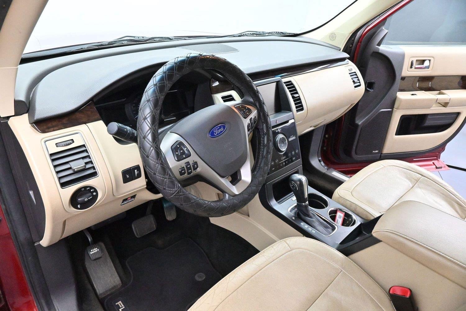 Used 2014 Ford Flex Limited AWD/4WD image 16