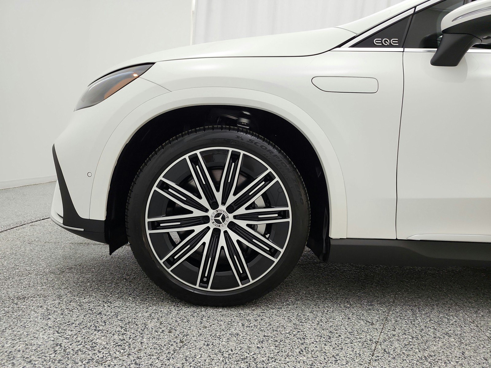 Certified 2026 Mercedes-Benz EQE 320+ SUV image 17