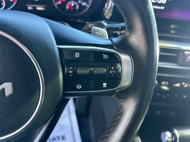 Used 2022 Kia K5 GT w/ GT1 Package FWD image 23