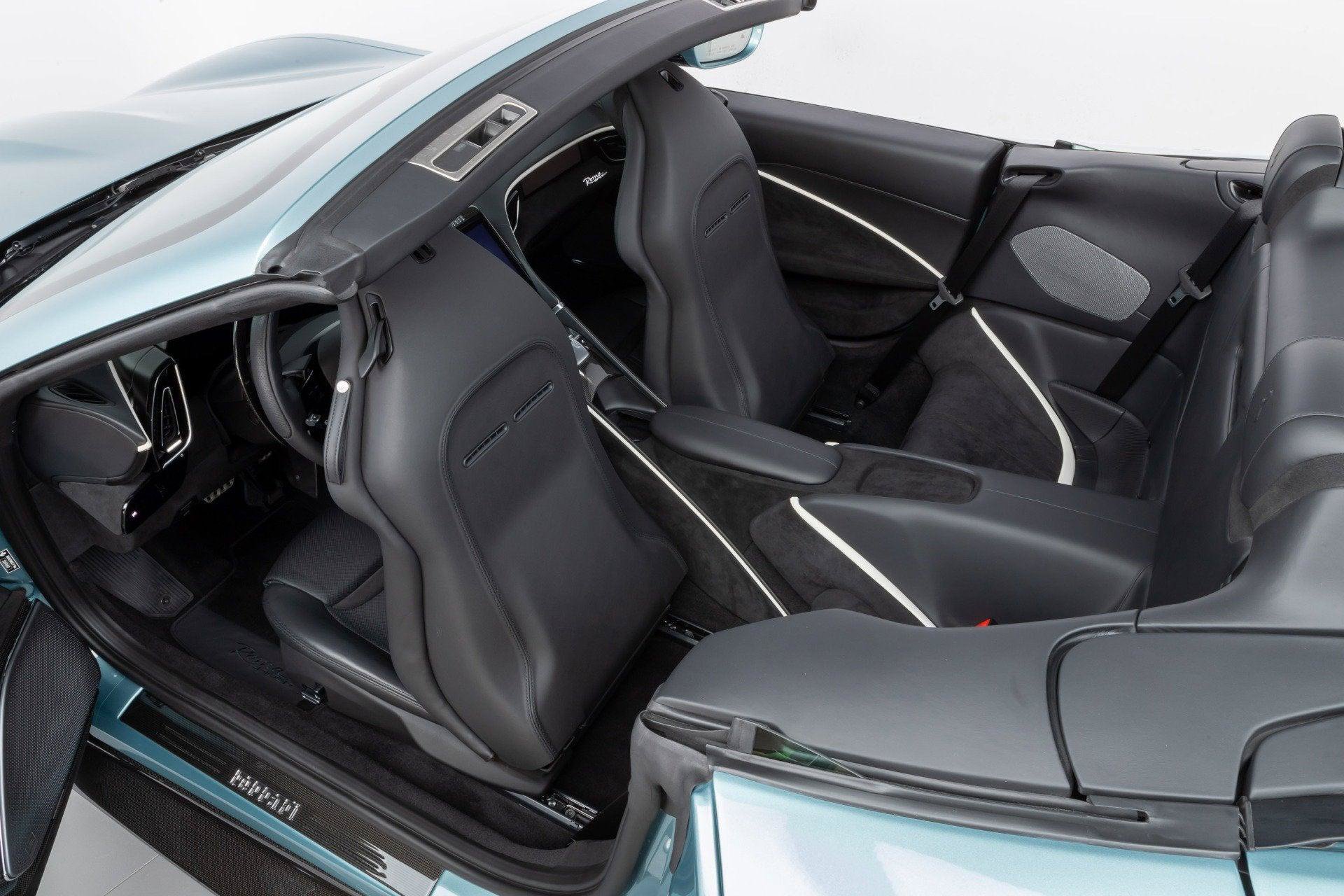 Certified 2024 Ferrari Roma Spider RWD image 36