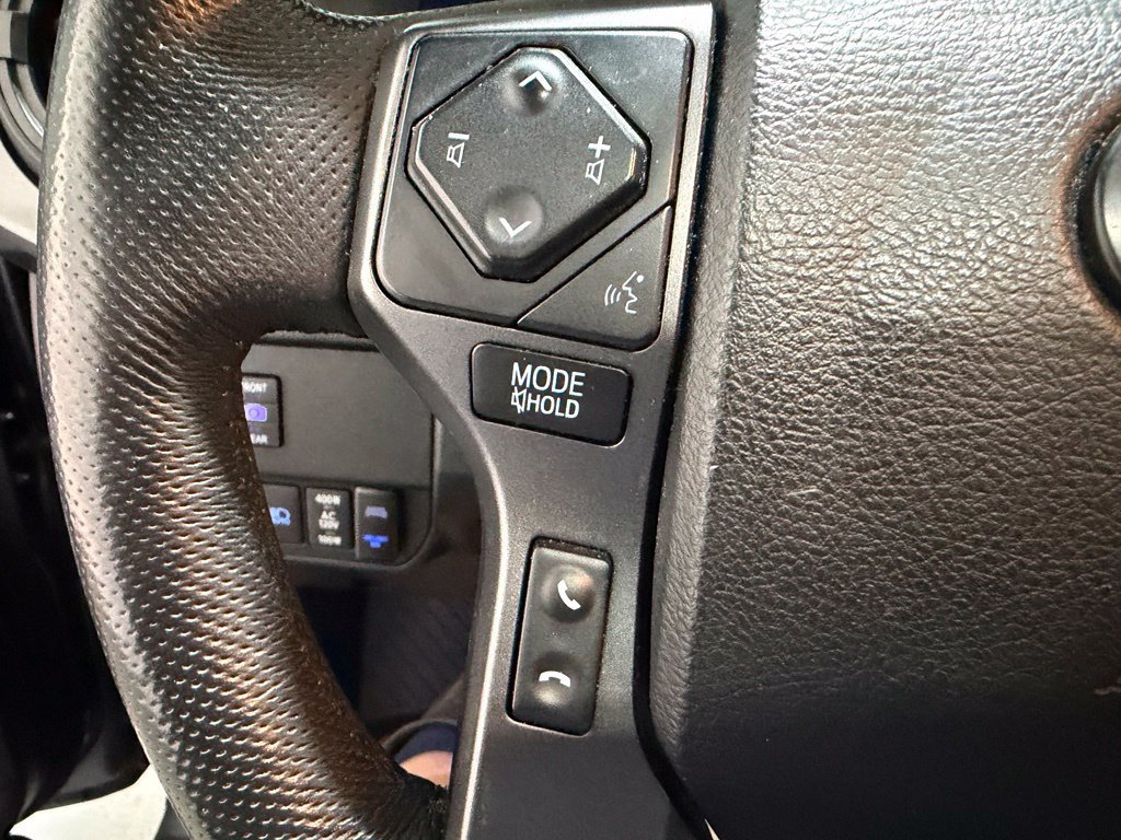 Used 2021 Toyota Tacoma TRD Sport w/ TRD Premium Sport Package AWD/4WD image 18