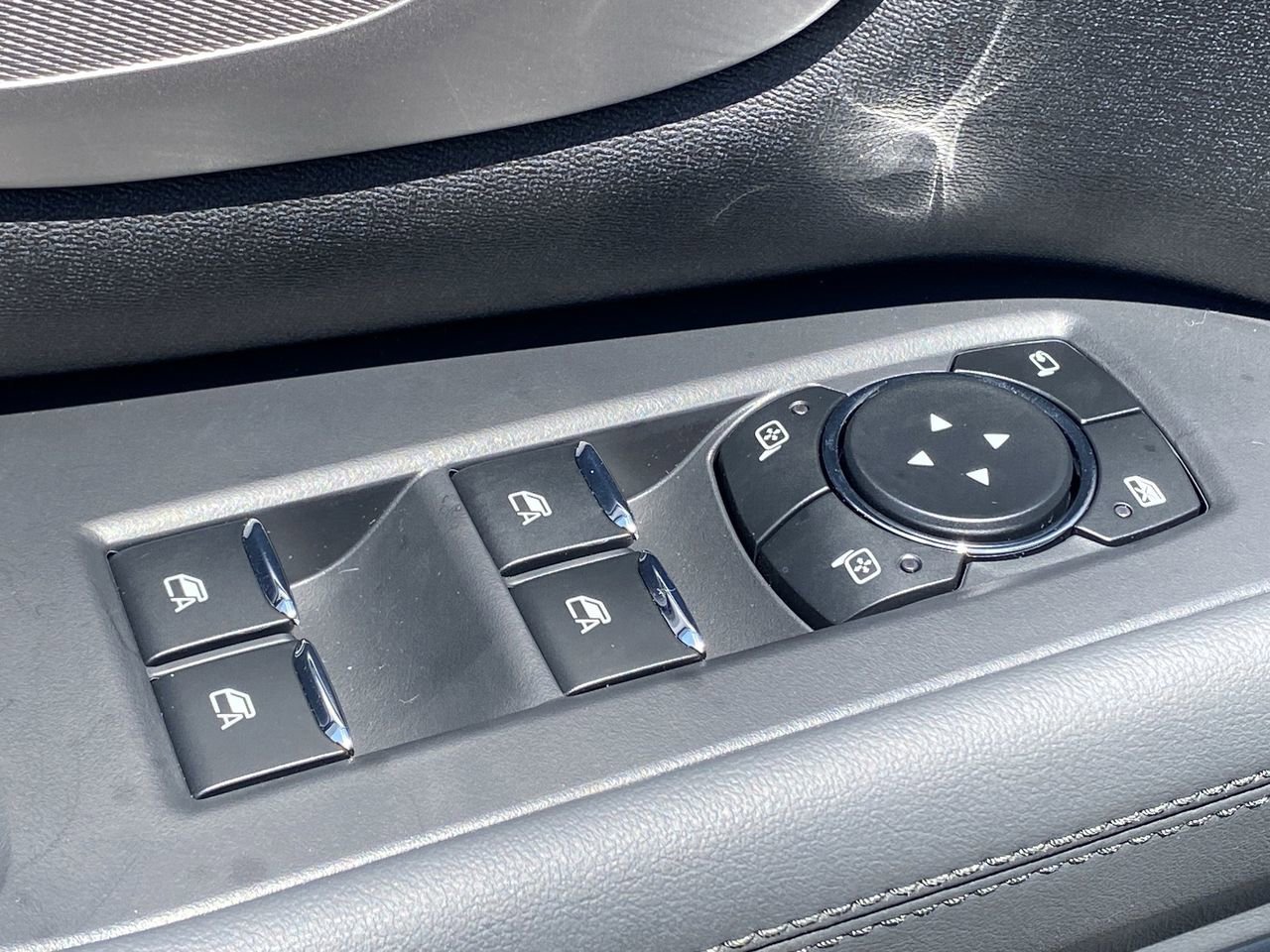 New 2026 Ford Expedition Active image 18