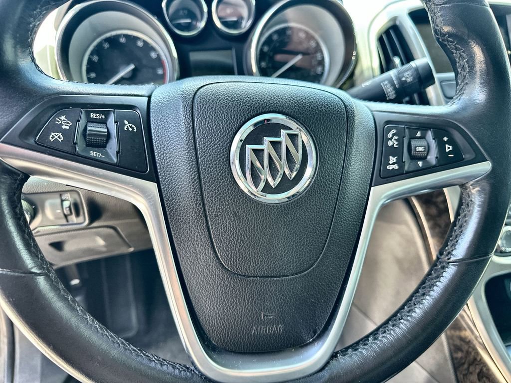 Used 2014 Buick Verano Convenience FWD image 12