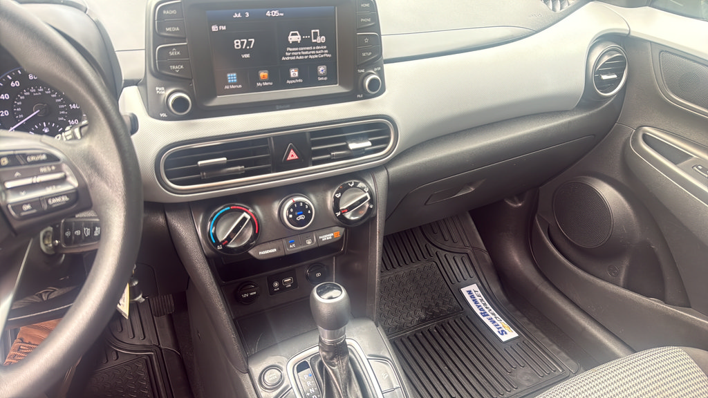 Used 2018 Hyundai Kona SE FWD image 16