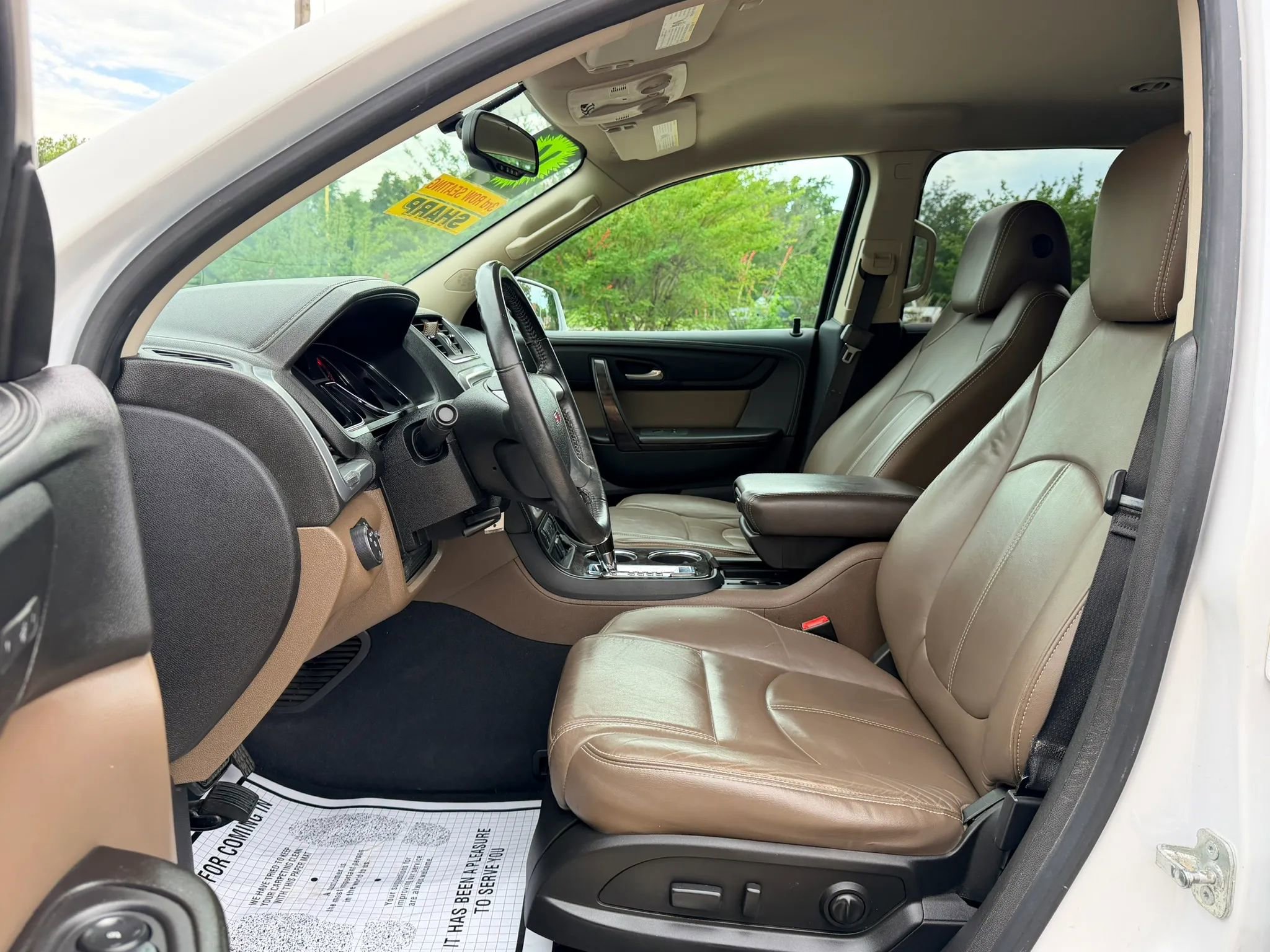 Used 2016 GMC Acadia SLT FWD image 10