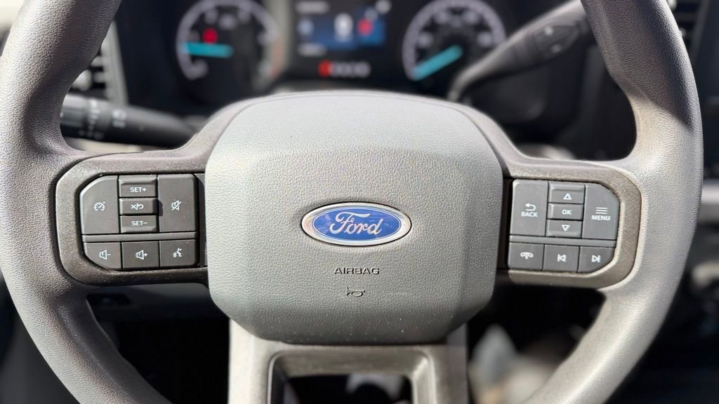 Used 2023 Ford F250 XLT w/ FX4 Off-Road Package image 19