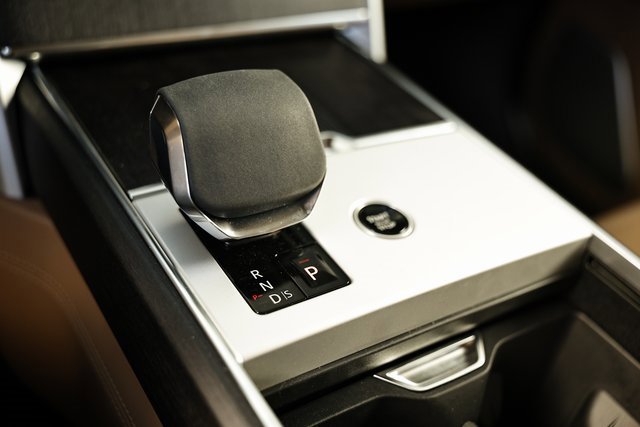 New 2025 Land Rover Range Rover Autobiography image 46