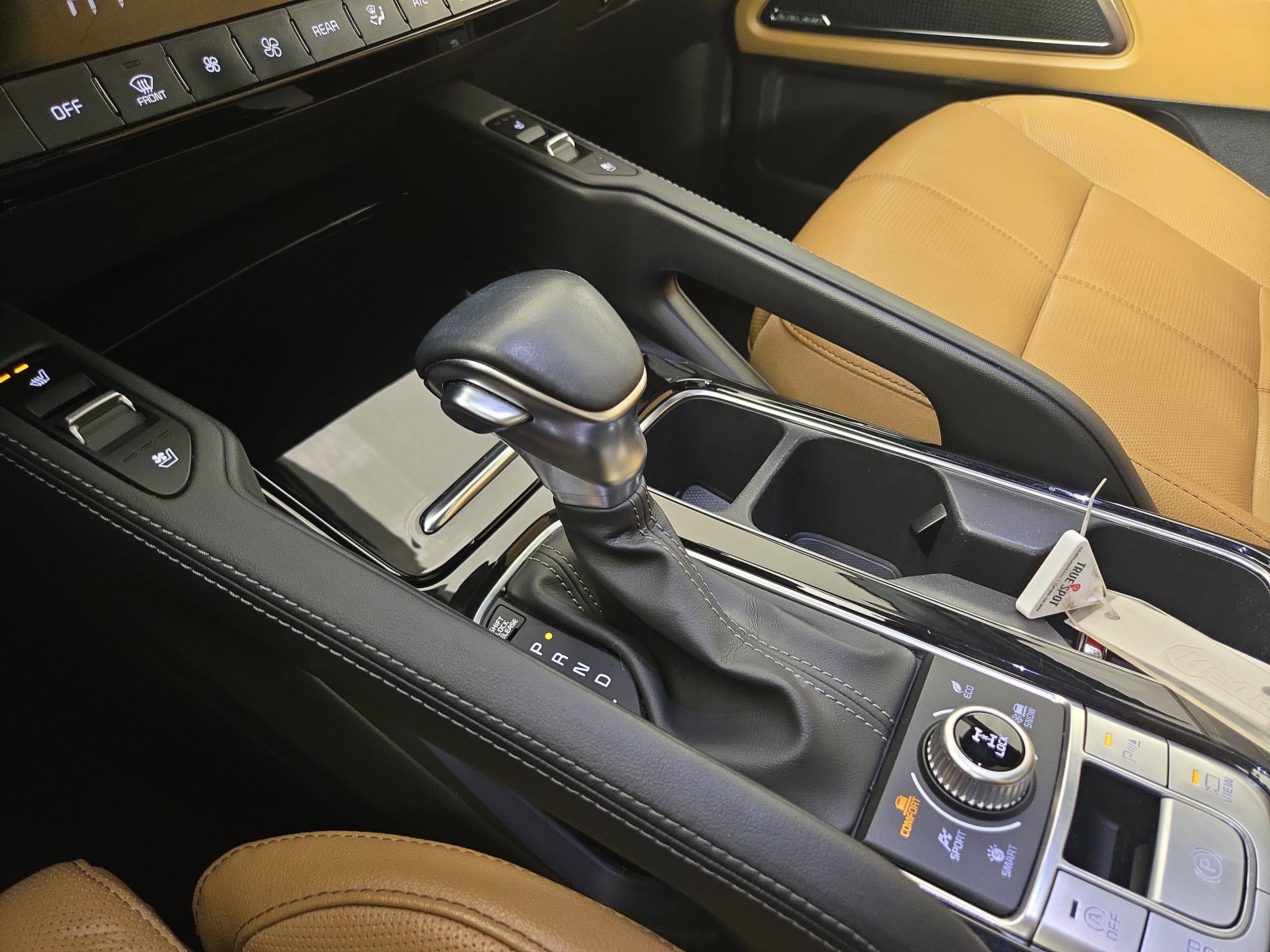 Used 2021 Kia Telluride SX w/ Towing Package image 25