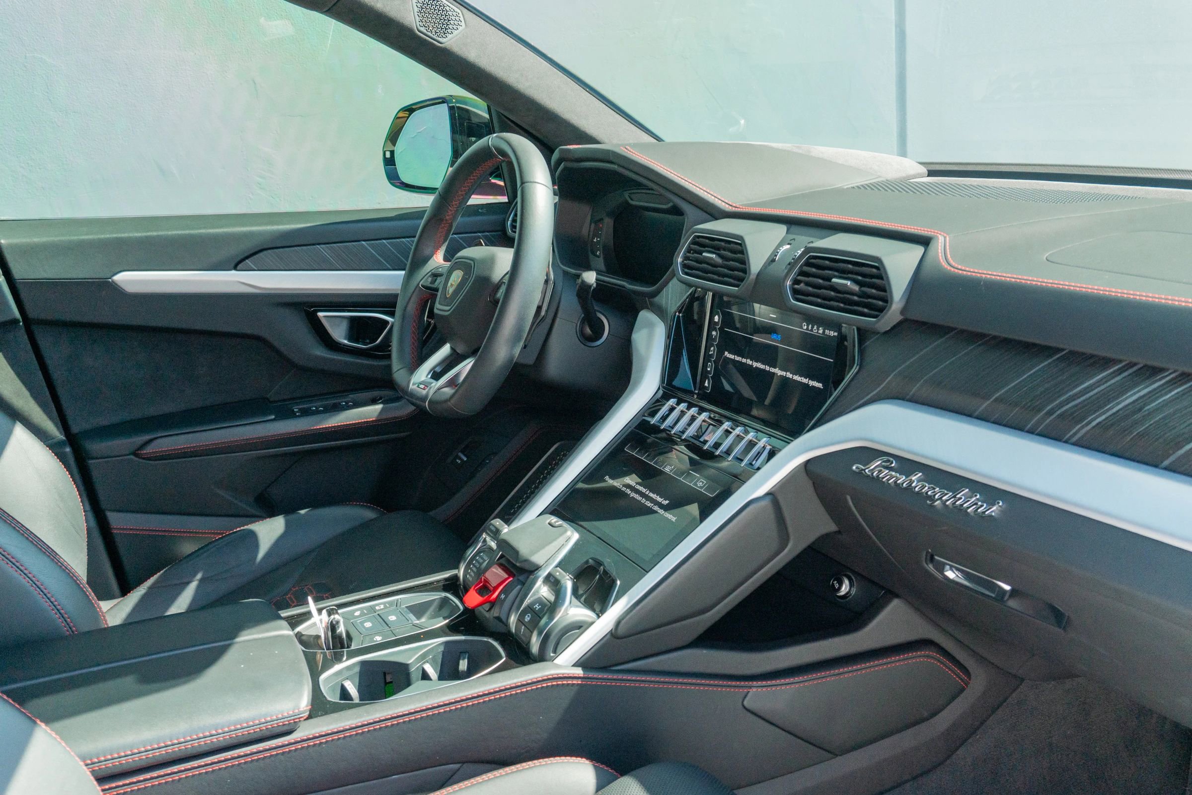 Used 2021 Lamborghini Urus image 55