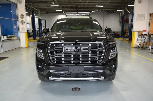 New 2026 GMC Yukon XL Denali Ultimate w/ LPO, Floor Liner Package AWD/4WD image 2