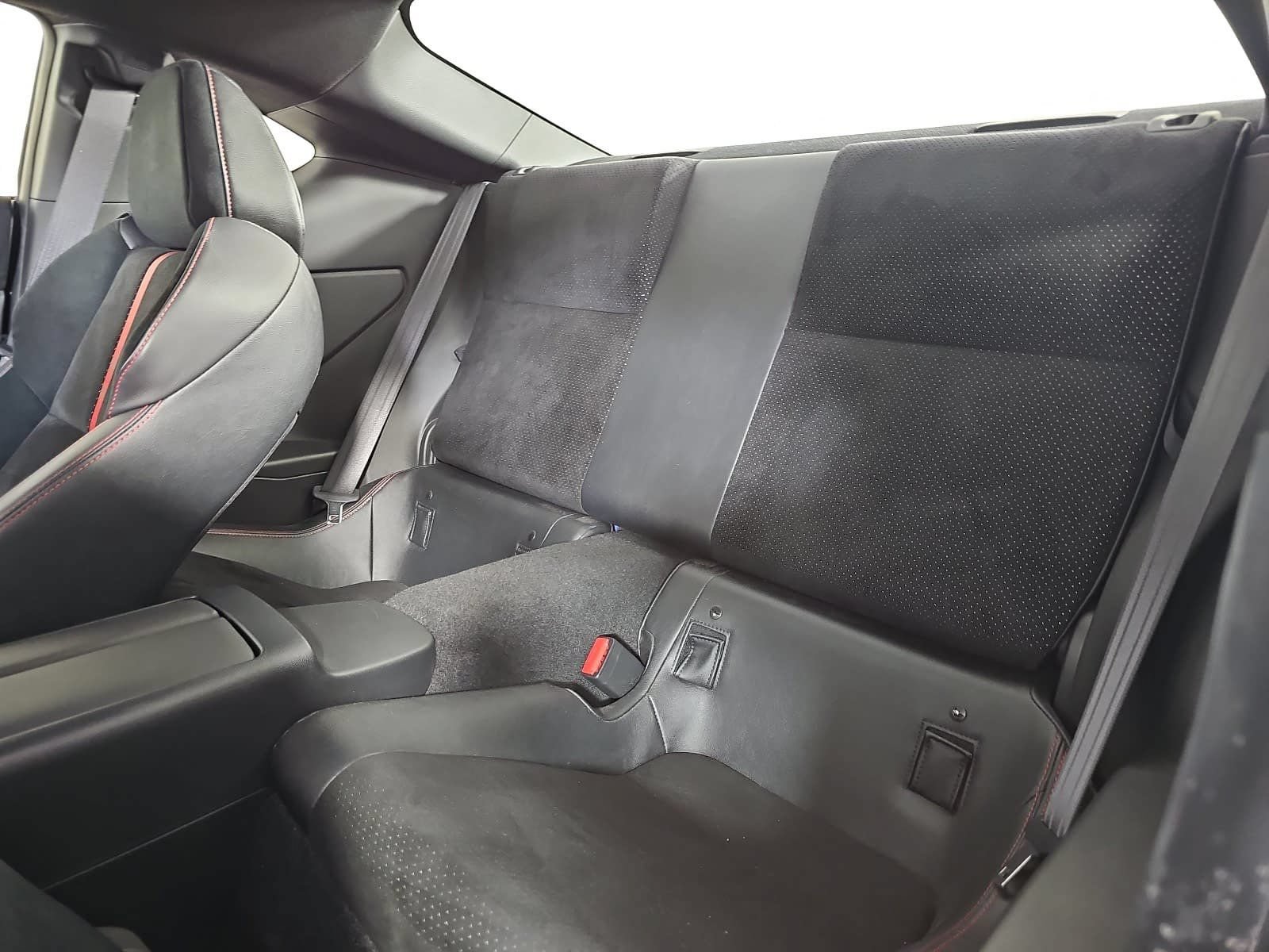 Used 2024 Subaru BRZ Limited RWD image 12