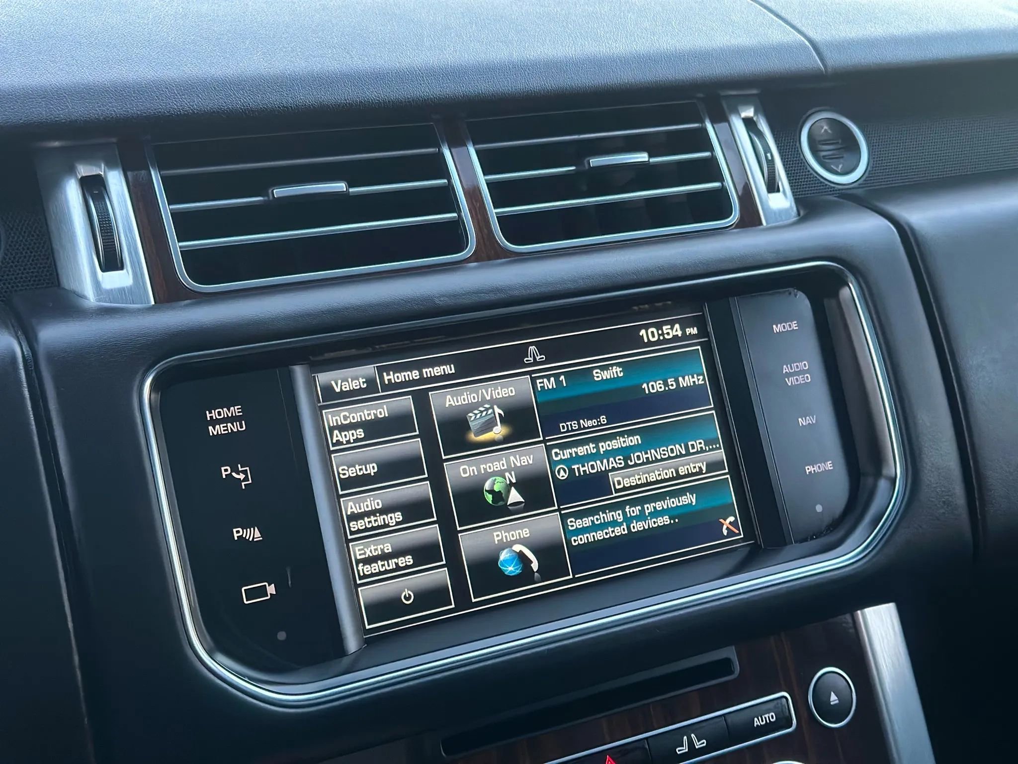 Used 2015 Land Rover Range Rover Supercharged image 41