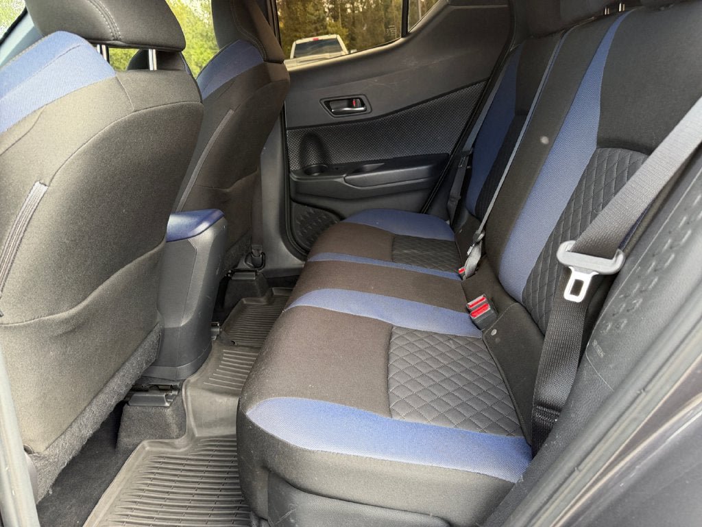 Used 2021 Toyota C-HR XLE FWD image 33