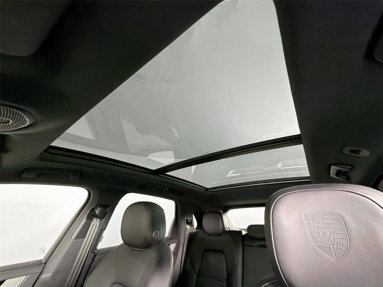 Certified 2026 Porsche Cayenne AWD/4WD image 34