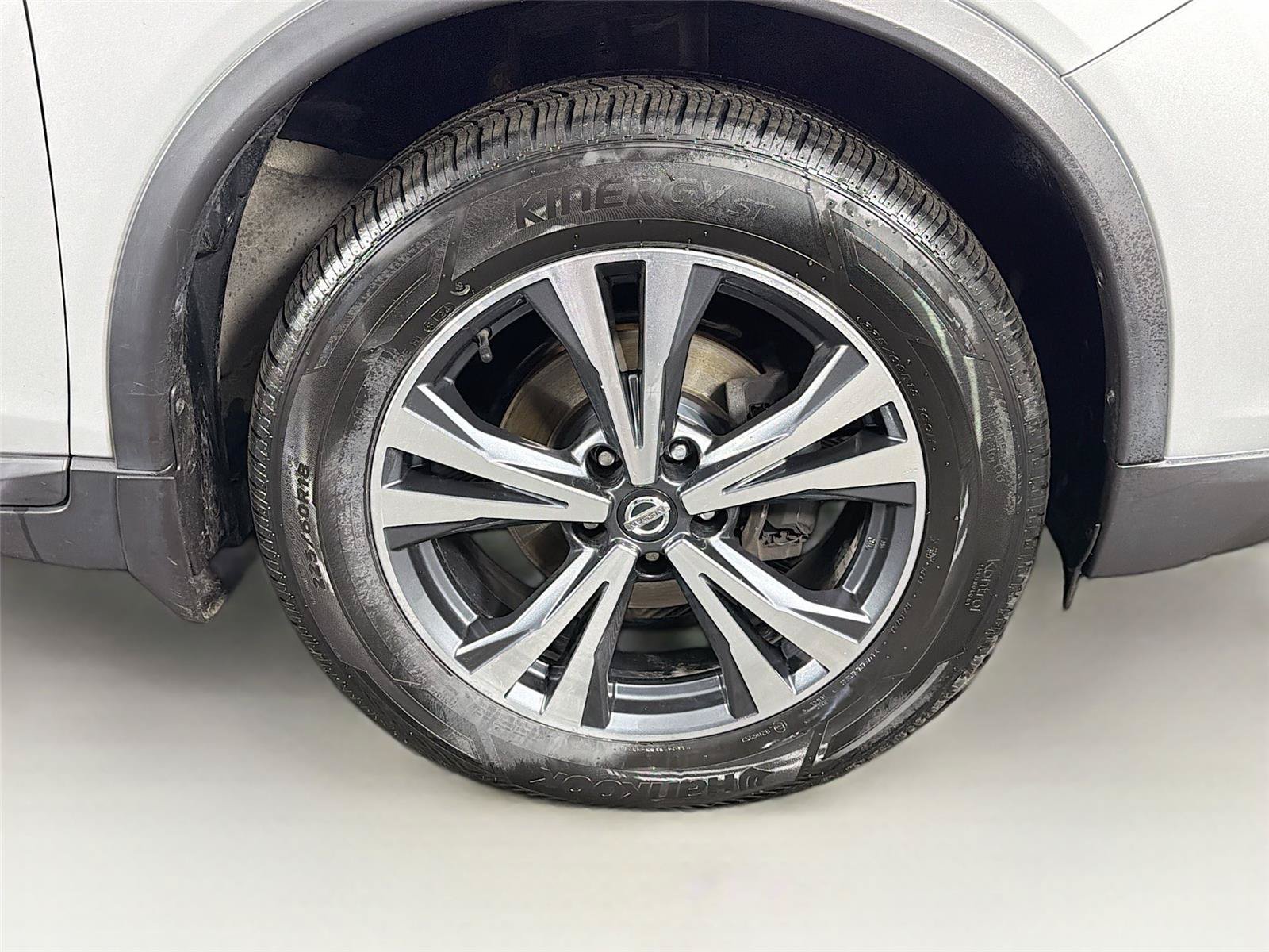 Used 2017 Nissan Rogue SL w/ SL Premium Package AWD/4WD image 36