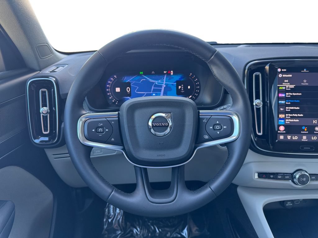 Certified 2023 Volvo XC40 B5 Plus w/ Protection Package Premier AWD/4WD image 14
