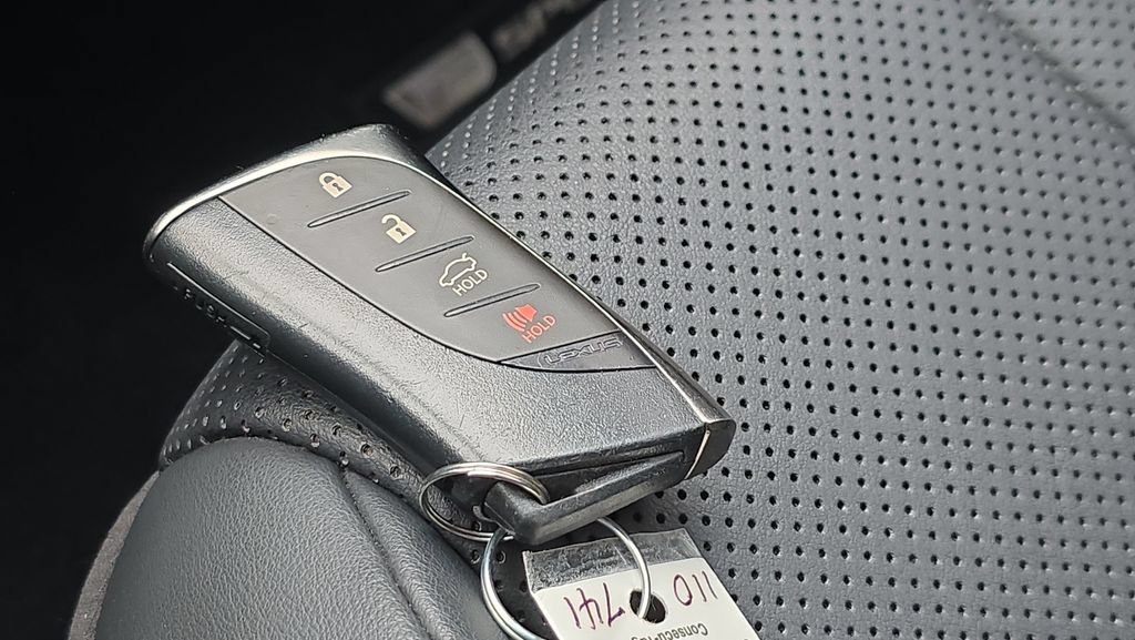 Used 2021 Lexus ES 350 F Sport w/ Accessory Package 2 FWD image 30