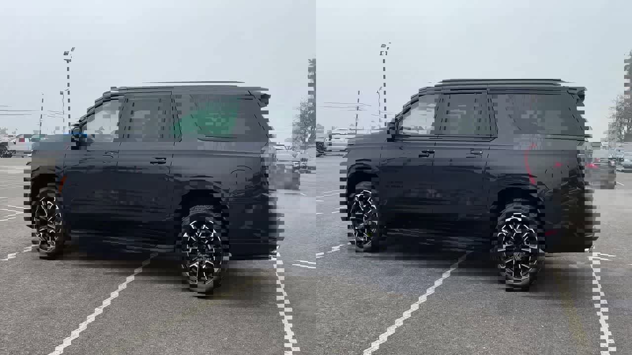 New 2026 Chevrolet Suburban RST w/ Comfort Package image 9