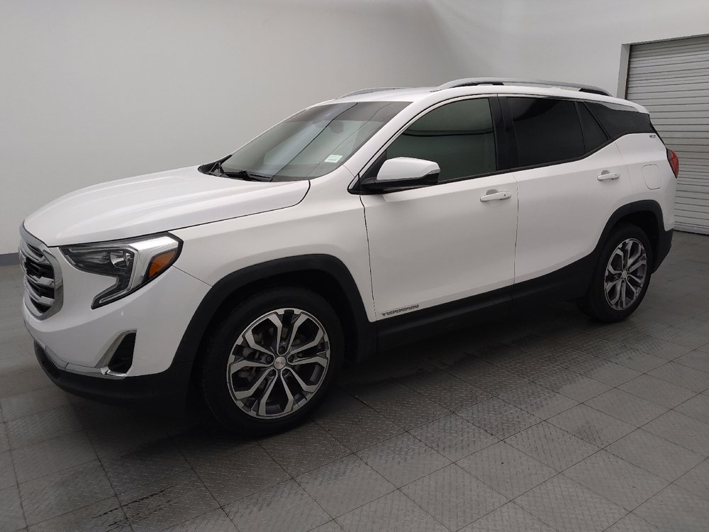 Used 2020 GMC Terrain SLT w/ Preferred Package FWD image 2
