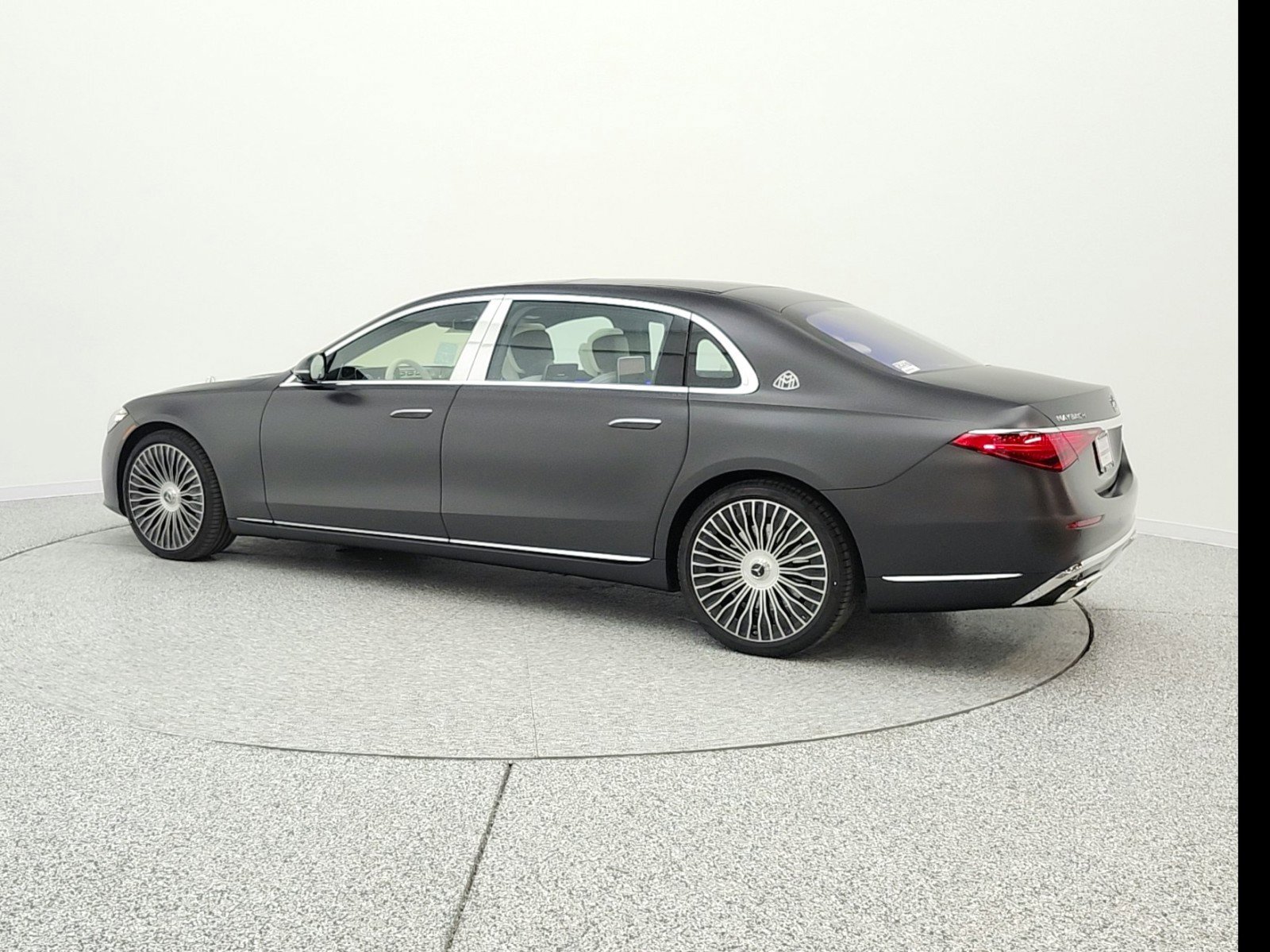 New 2026 Mercedes-Benz Maybach S 580 4MATIC image 7