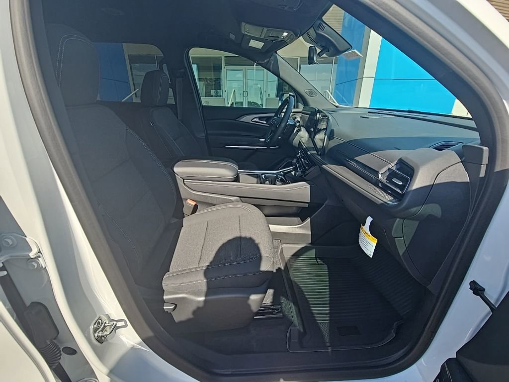 New 2026 Chevrolet Traverse LT w/ Enhanced Driving Package image 15