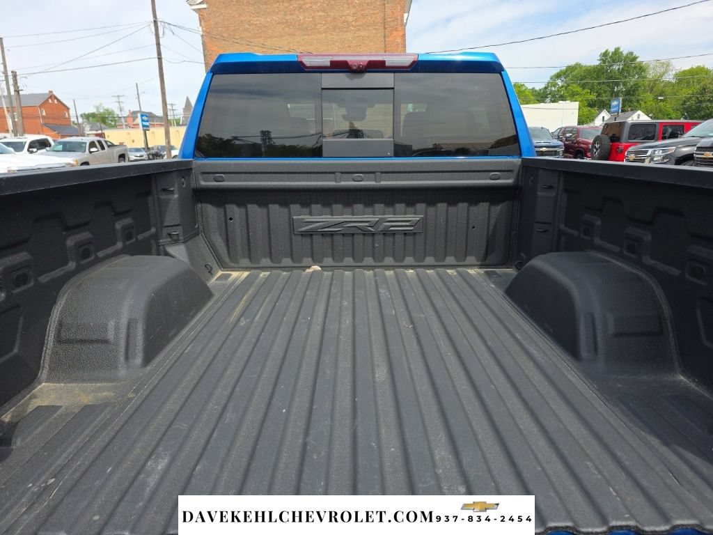 Certified 2022 Chevrolet Silverado 1500 ZR2 w/ Technology Package AWD/4WD image 32