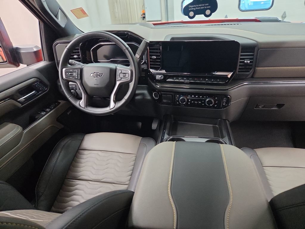 Certified 2025 Chevrolet Silverado 2500 ZR2 w/ Technology Package AWD/4WD image 14