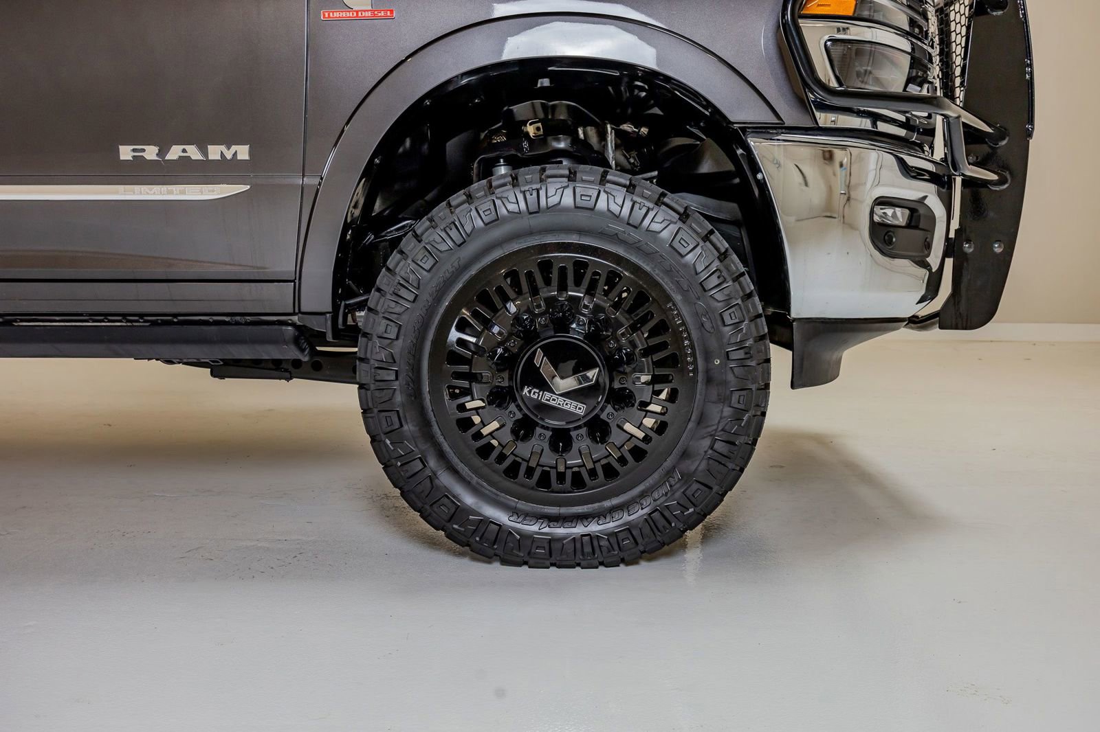 Used 2026 RAM 3500 Longhorn image 13