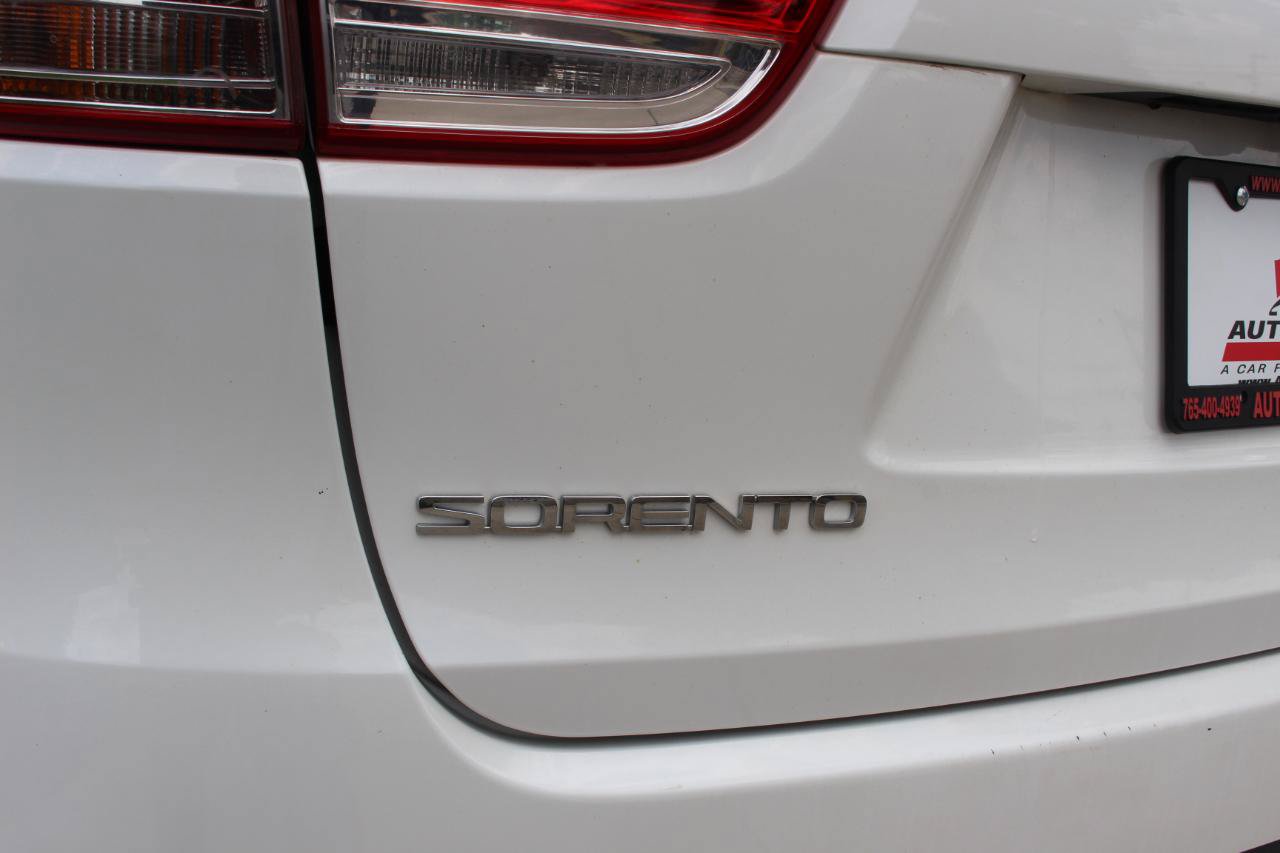 Used 2017 Kia Sorento FWD image 39