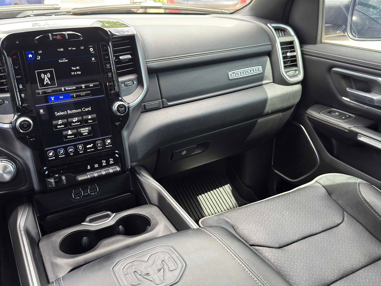 Used 2020 RAM 1500 Laramie w/ Sport Appearance Package AWD/4WD image 24