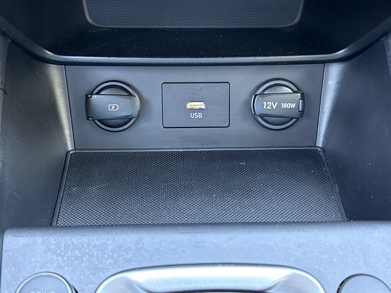 Used 2022 Hyundai Kona SEL FWD image 23