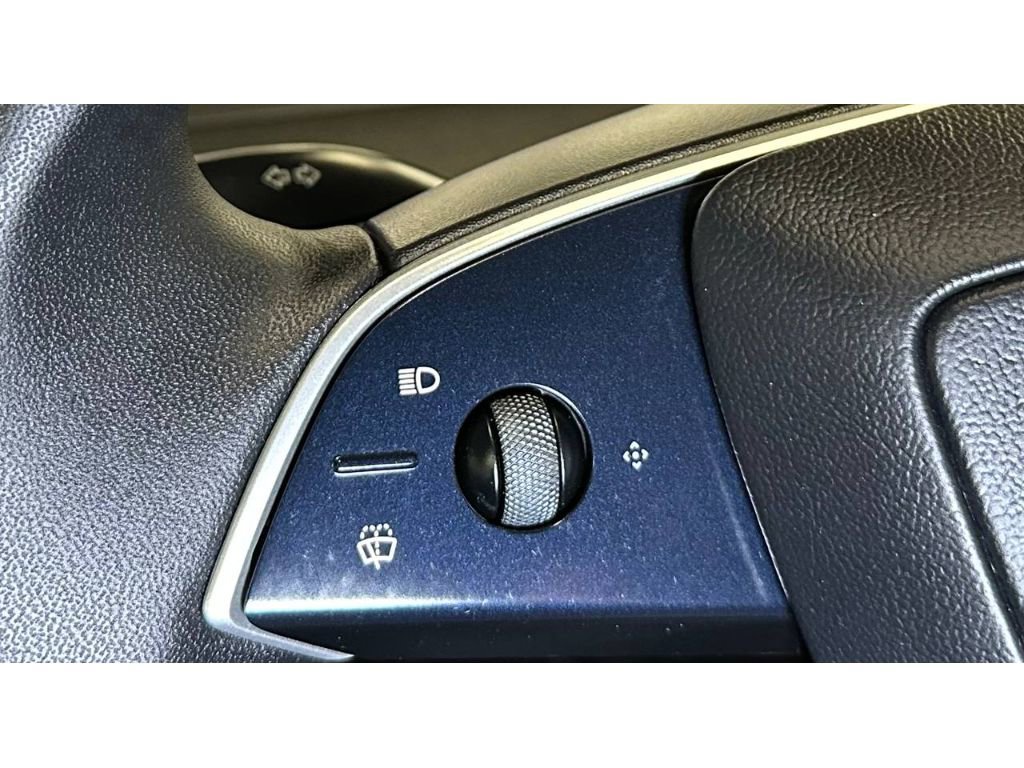 Used 2026 Tesla Model Y AWD image 25