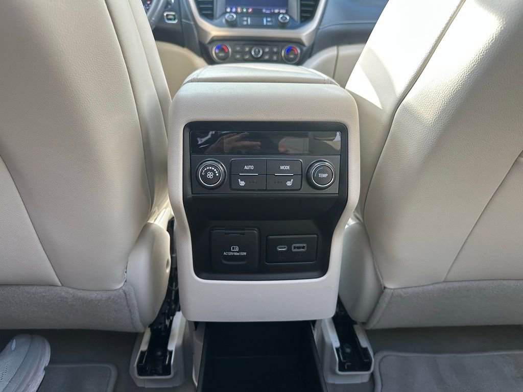 Used 2022 GMC Acadia Denali w/ Denali Ultimate Package image 31