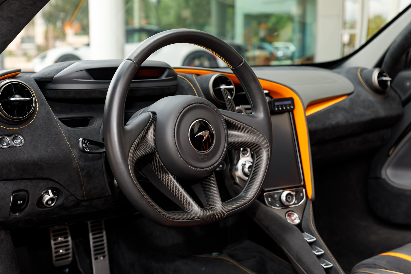 Used 2020 McLaren 720S Performance RWD image 55