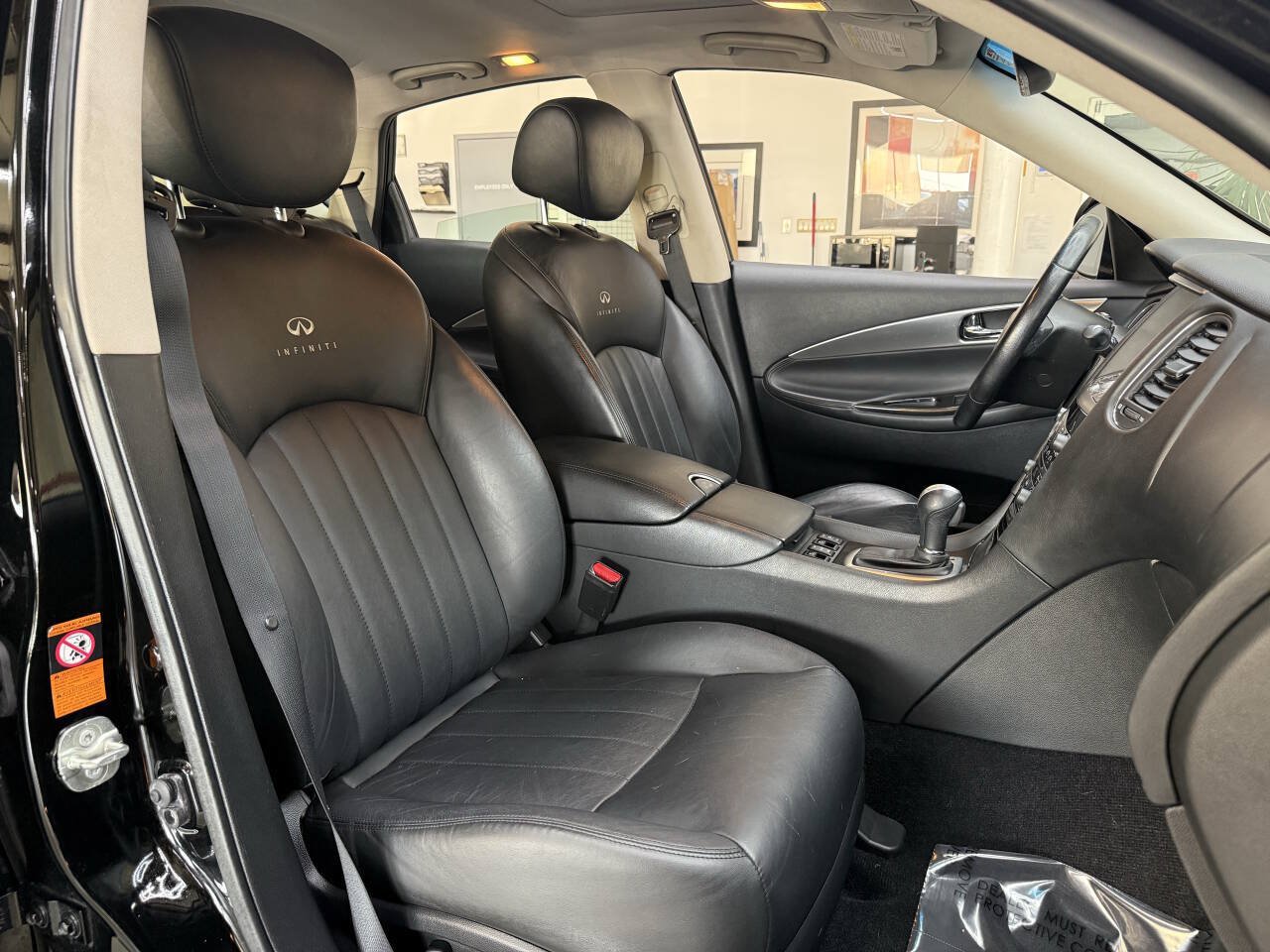 Used 2008 INFINITI EX35 Journey w/ Navigation Pkg AWD/4WD image 17