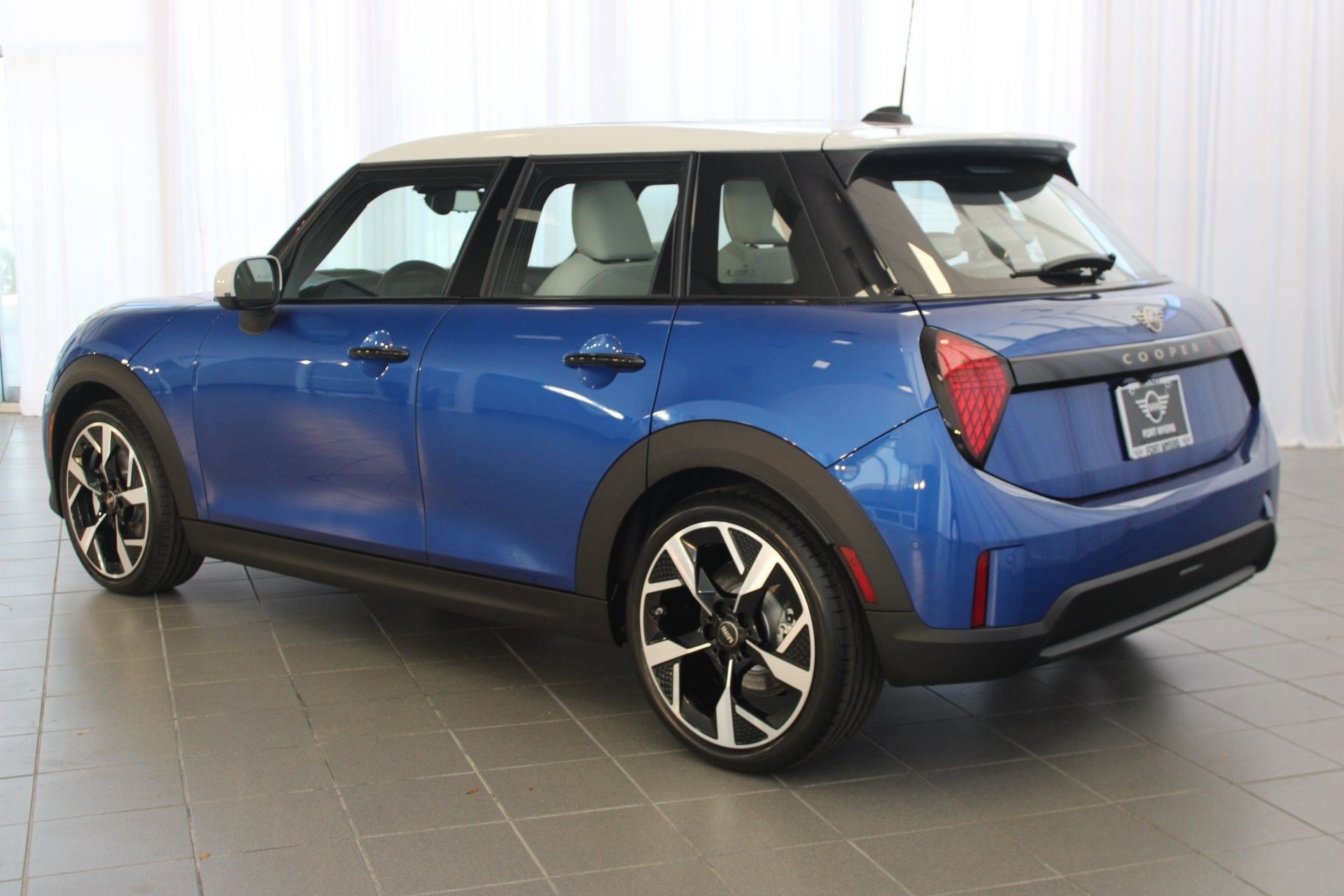 New 2026 MINI Cooper S FWD image 3
