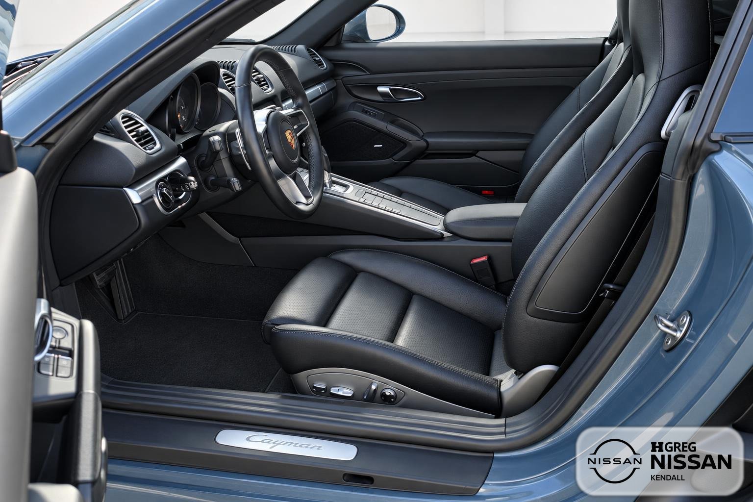 Used 2018 Porsche 718 Cayman RWD image 7