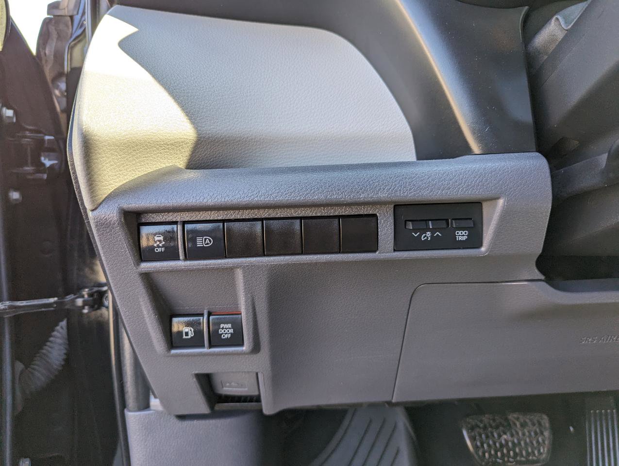 Used 2021 Toyota Sienna XLE image 14