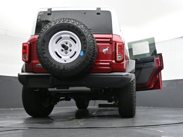 Used 2025 Ford Bronco Heritage Edition AWD/4WD image 37