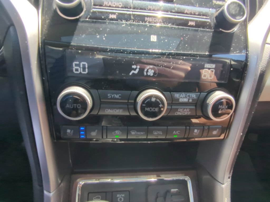 Used 2019 Subaru Ascent Touring AWD/4WD image 17