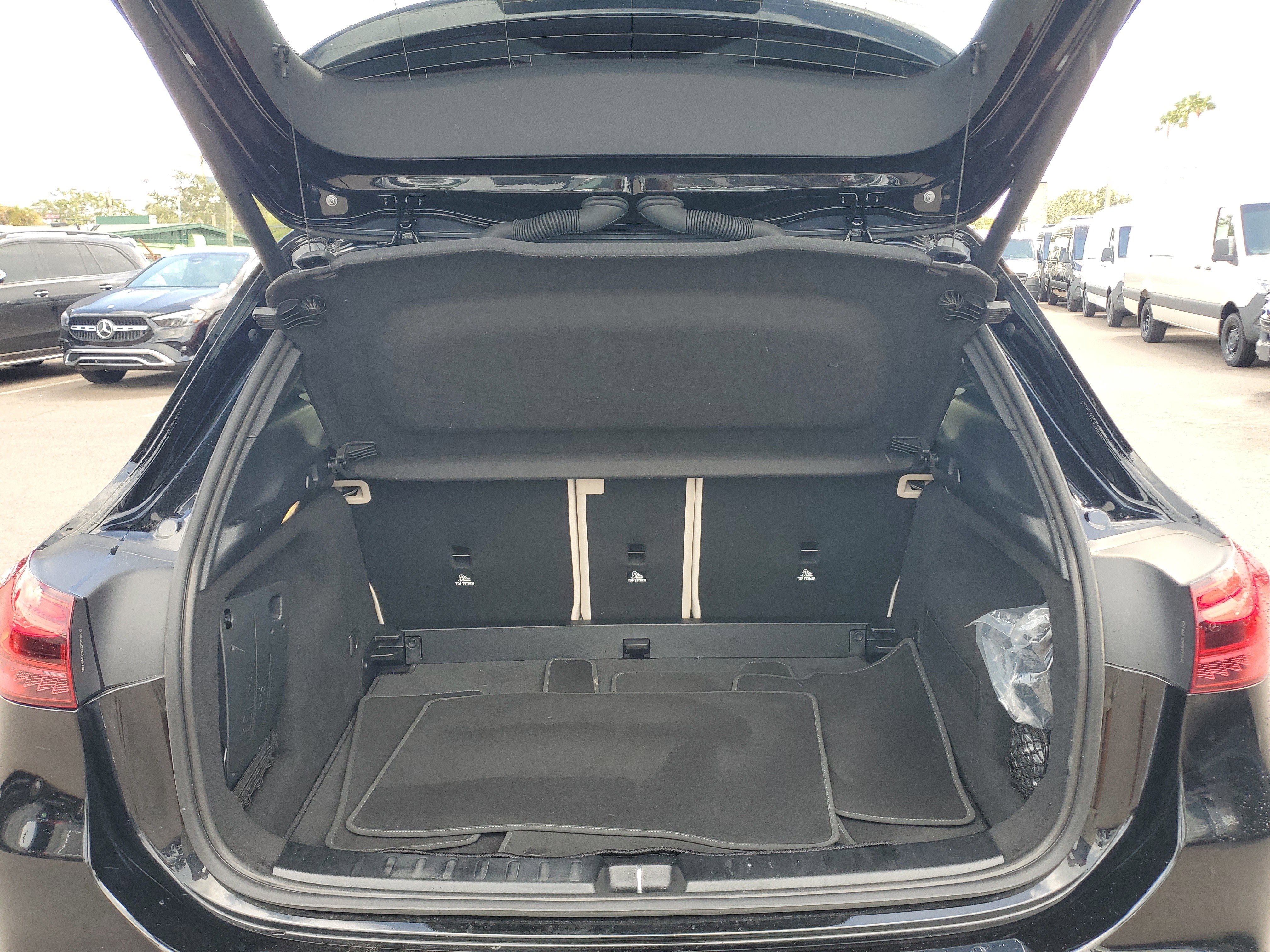 Certified 2025 Mercedes-Benz GLA 250 image 7