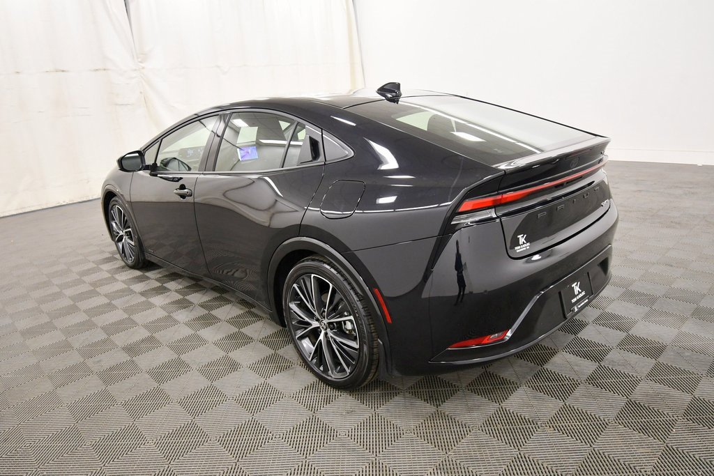 Used 2024 Toyota Prius XLE image 5