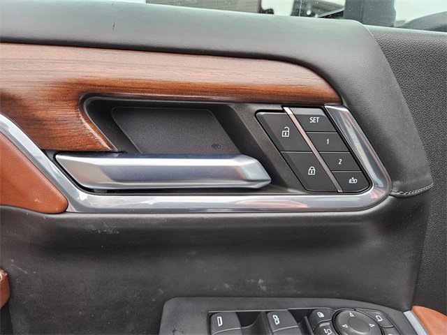 Used 2024 GMC Sierra 3500 Denali Ultimate image 14