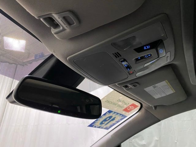 Certified 2019 Toyota Sienna SE Premium image 25