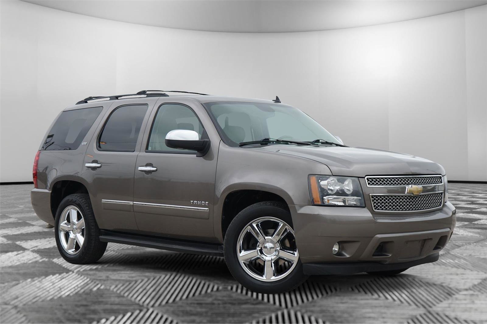 Used 2011 Chevrolet Tahoe LTZ RWD image 1