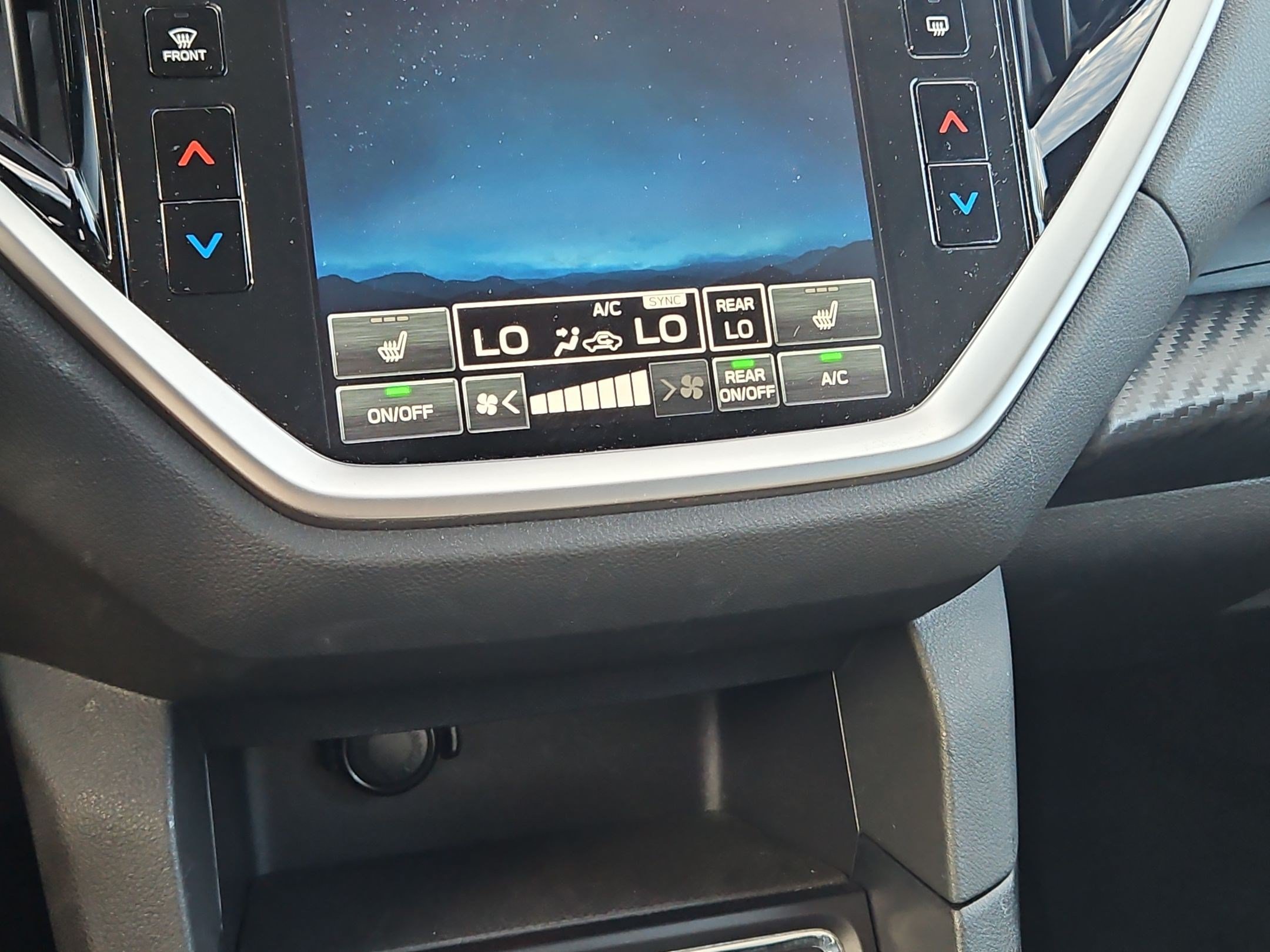 Used 2024 Subaru Ascent Premium w/ Convenience Package AWD/4WD image 22