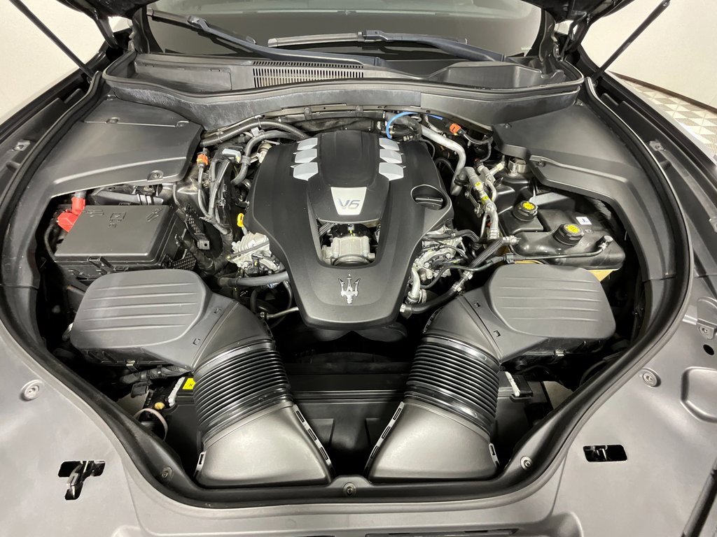 Used 2023 Maserati Levante GT image 28