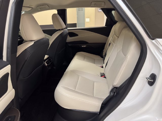 Used 2024 Lexus RX 350 FWD w/ Technology Package image 19