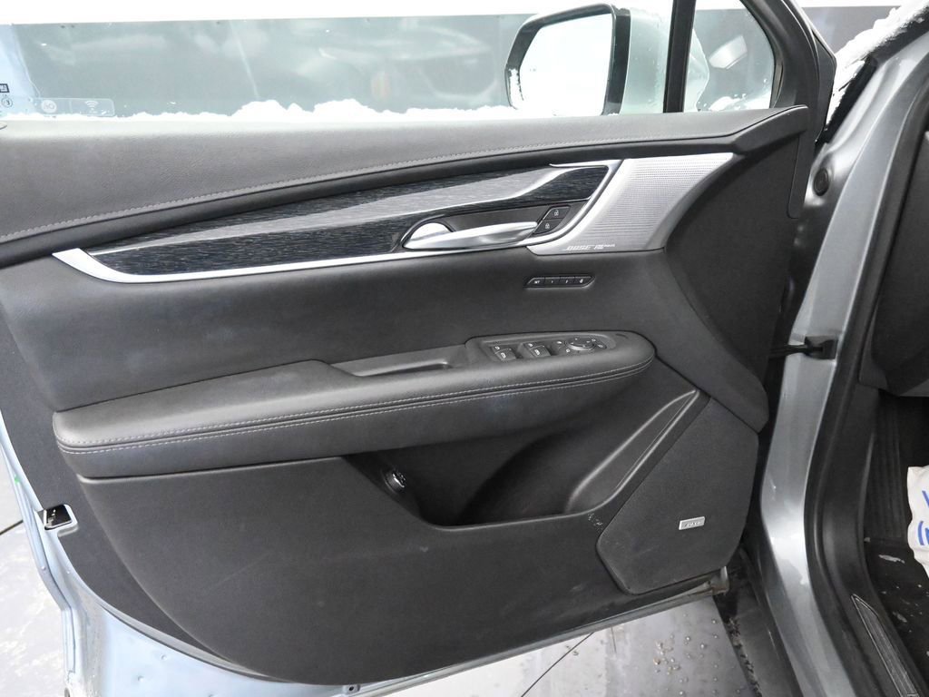 Used 2023 Cadillac XT5 Premium Luxury image 18