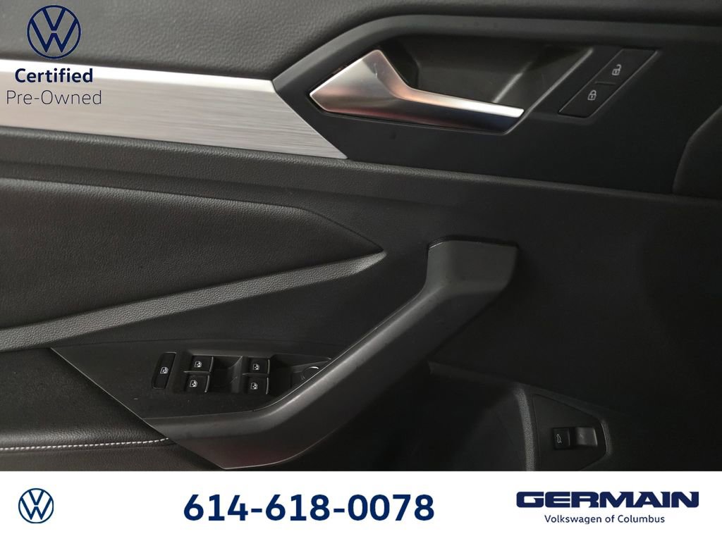 Used 2025 Volkswagen Jetta Sport image 25